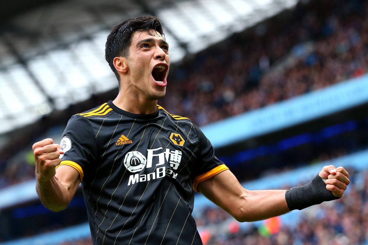 MuipFPL's tweet photo. Which Striker is Better? 

Retweet for Raul Jimenez 
Like for Anthony Martial 

#TakeYourThrone https://t.co/DUZMfnu9dk