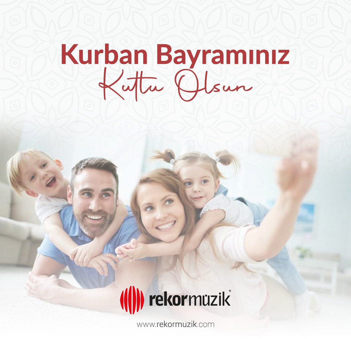 rekormuzik's tweet photo. Kurban Bayramınız Kutlu Olsun,Sevdiklerinizle Birlikte Nice Bayramlara...
#İyiBayramlar https://t.co/PlpZJx29A2
