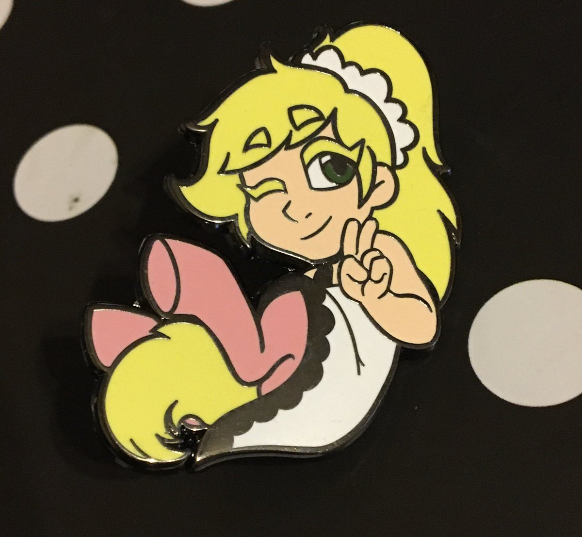 probablydononny's tweet photo. Pins in!! Sunny by @PersonaPins pins going for $12, Star Shower $10, each comes with a sticker! Extra stickers are $5 each or 3 for $12! US free shipping, international TBD. 
Comment or DM if interested! https://t.co/w49hTyjM0b