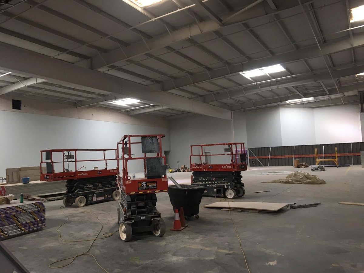 hpaspartanburg's tweet photo. Check out ⬇️⬇️ the progress on our new Grizzly Gymnasium! Crews have been working steadily since late March. We hope to move-in and start utilizing the space later this fall. #HighPointAcademySpartanburg #GoGrizzlies #GymConstruction https://t.co/qaHakqjF58