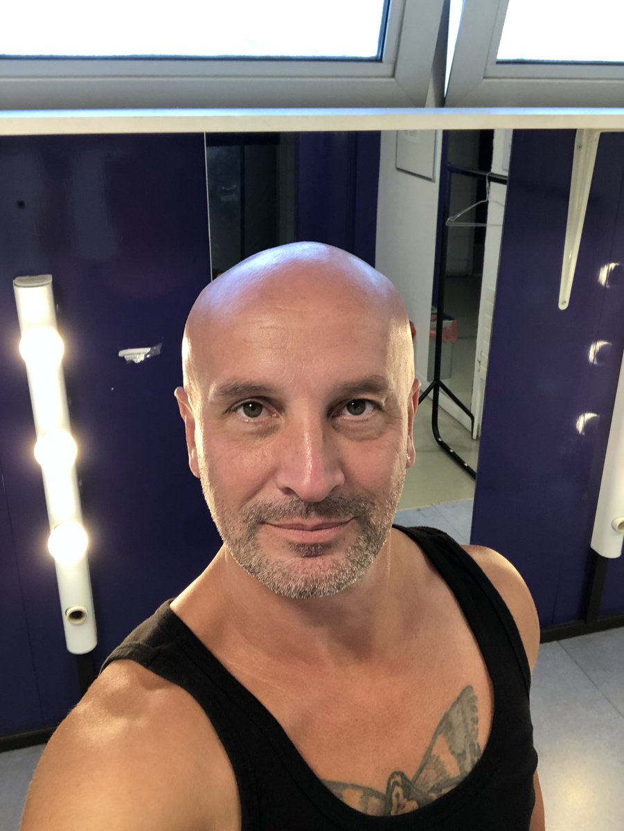 InHouseCasting's tweet image. 280 miles completed and the first leg done! Huge thanks to the staff at @The_Lowry for their amazing support today!
Now down to Plymouth and another 280 miles on Saturday outside @TRPlymouth 
#SupportYouthTheatre #PYMT