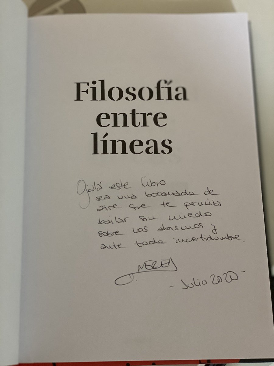 kamchatka_es's tweet photo. Vamos a sortear un ejemplar del libro 'Filosofía entre líneas' de @Filosofers, dedicado y firmado por su autora. Para participar solo tenéis que hacer RT a este tuit y seguidnos. El domingo decimos el ganador o ganadora. Literatura para el verano. https://t.co/d3ybB9WDpw