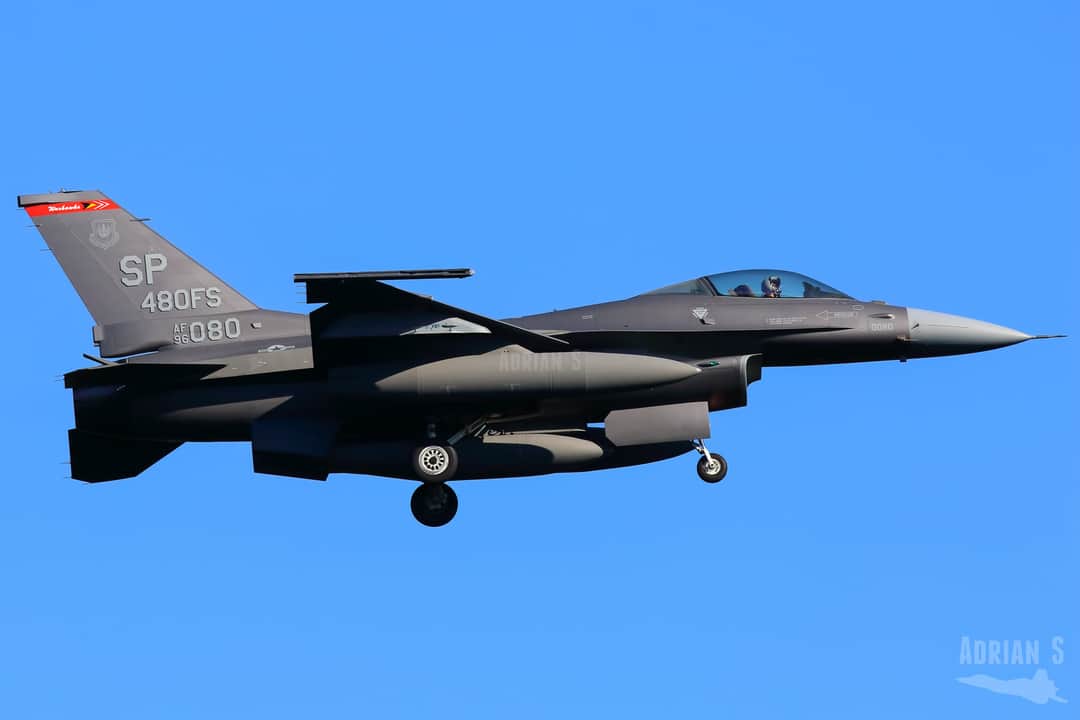 scramble_nl's tweet photo. Have Glass V also for Spangdahlem F-16. Read more at https://t.co/s0fXWNhHe8 (photo Adrian Stรผrmer)
#avgeek #militaryaviation #USAFE #52ndFW #480thFS #F16 #FightingFalcon #SABCA #Spangdahlem https://t.co/LUPmnW0e6s