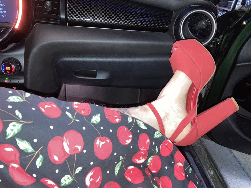 Ruby Rage (@rageruby) on Twitter photo 