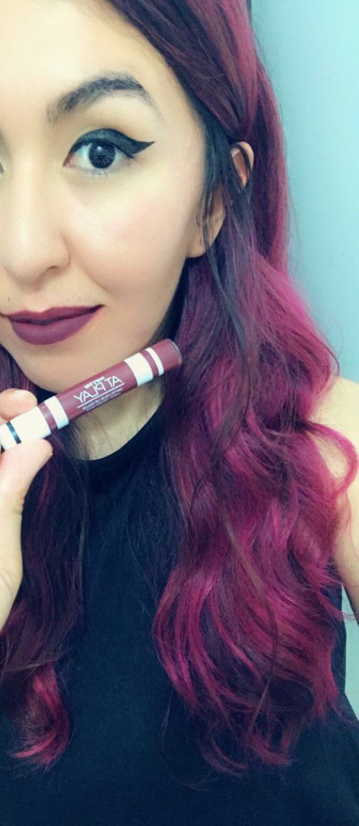 Angievalenlop's tweet photo. Mi labial en líquido mate Mary Kay preferido!!! Berry Strong color!!! 💋 #MaryKay #LipstickDay https://t.co/ObBldP7zJQ