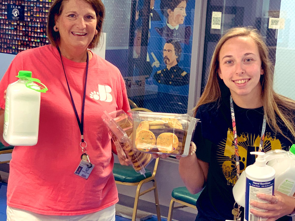 Keipace's tweet photo. We are so thankful for the generous donation from Sam’s Club of Franklin! Hand sanitizer, cookies, batteries for our thermometers, and face masks! @JBESBears @MauryCoSchools https://t.co/kqdtqthXIM