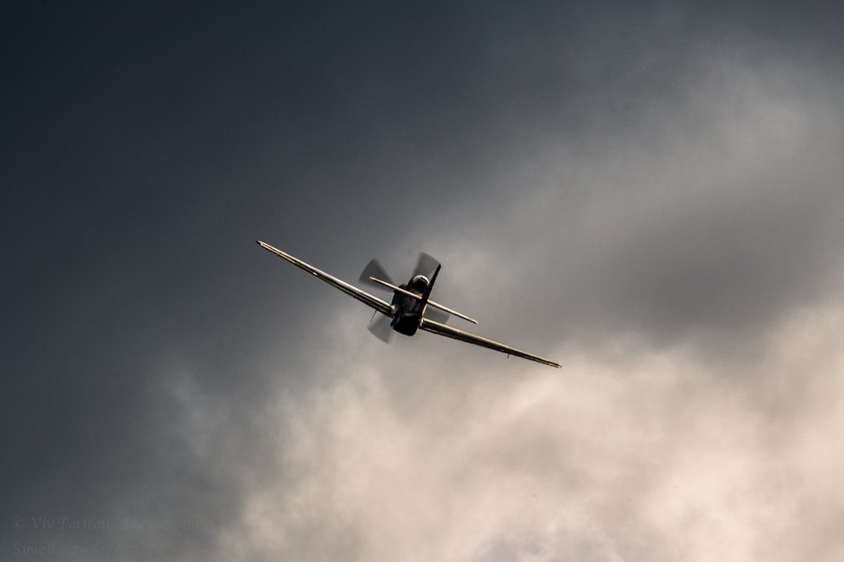 Viv_167's tweet image. Fantastic to see the Mustang out yesterday (29/07/2020) That return break to circuit was awesome ! @UltimateWarbird @SywellAerodrome #Mustang #ContraryMary #Contrary #Mary' #TF51D #Warbird #NorthAmerican #P51 #Classic #historic #avgeek #aviationlovers #POTN #Canon #aviation4u