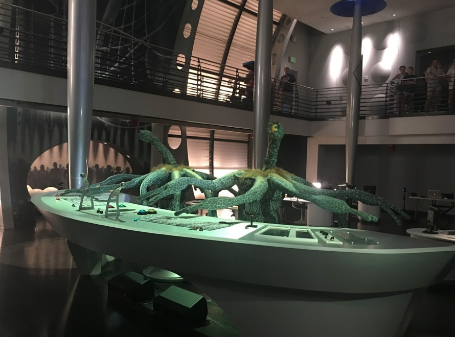 TheUGseries's tweet photo. Today, we’re continuing our look at “secret” unadvertised tours at Universal Orlando with the one that started them all: the Men In Black Immigration Tour. https://t.co/mQgIhLq6zt #UniversalOrlando #MenInBlackAlienAttack @skubersky https://t.co/zl0QwQWRaQ