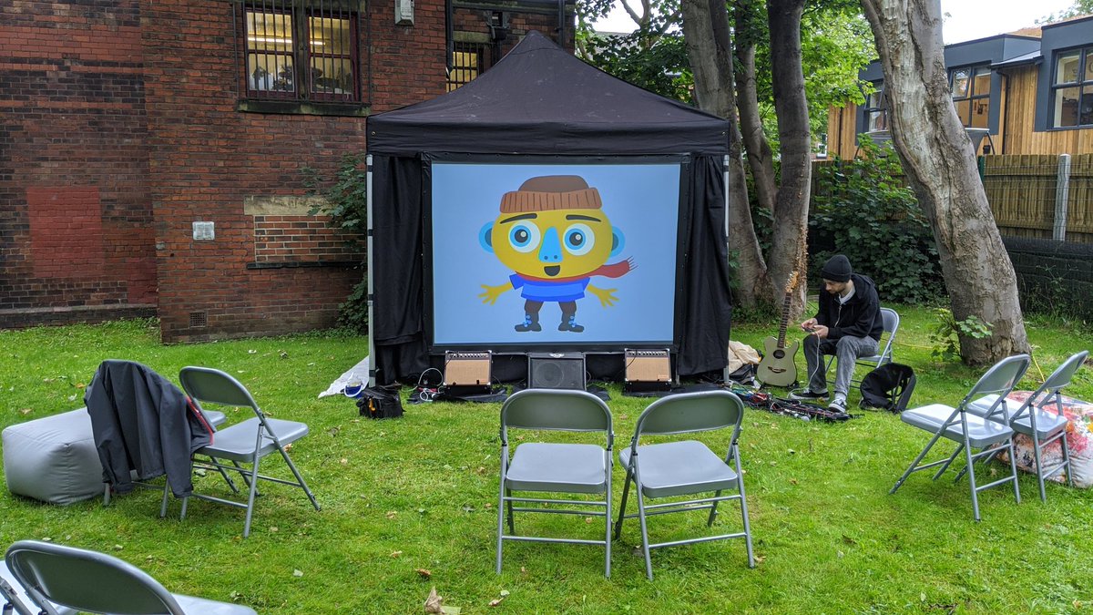 154collective's tweet photo. Today has been so amazing. Loved loved loved having fun and laughs with audiences and @WalterLemonFace again. We've missed it so much!

Massive shout to all the amazing people and orgs that have made #LiveLittleStoriesLeeds a real and beautiful thing. https://t.co/PY14M2s3NA