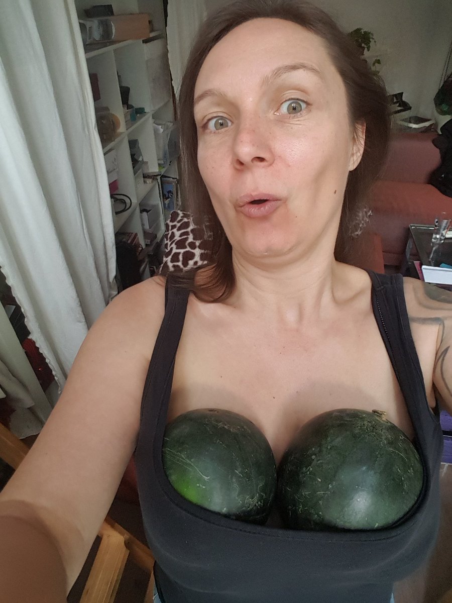 Hab mal im Boobdepartment aufgestockt...