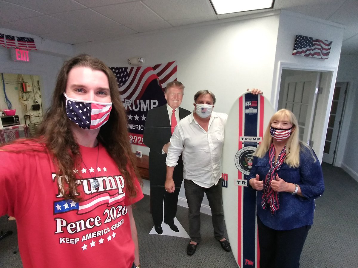 LauraCDuval's tweet photo. Scott Presler visited us at our new GOP Neptune Beach office today and surprised some of our volunteers that were doing voter registration at the tax collector's office! Scott is here to help us #TurnDuvalRed again! #LeadRight #CAT5Cavalry 🐘🇺🇸 https://t.co/rDyWQI18EV