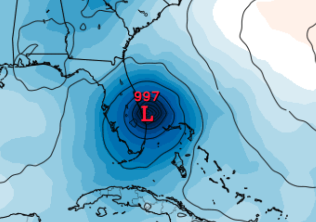 hurrtrackerapp's tweet photo. The new 12Z EURO has #Isaias scraping the east FL coast Sunday morning. #onemodelrun https://t.co/HvTV92pORD