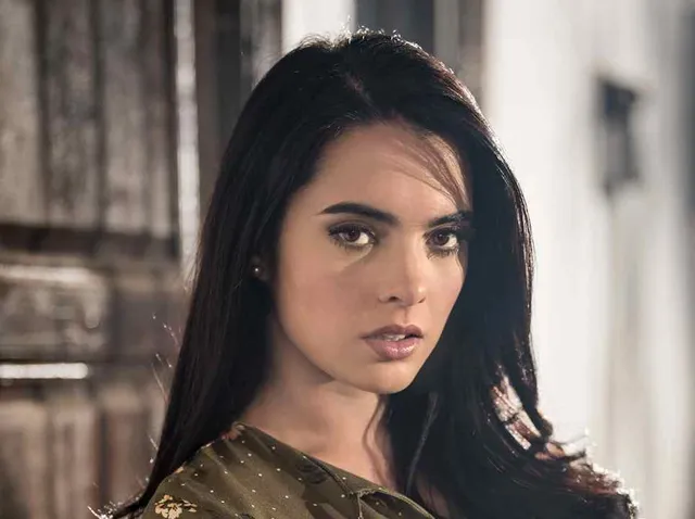 mundonoveleromx's tweet photo. :INTERACTUA: 
¿Cual es tu actriz favorita? 

🔃 = #MacarenaAchaga          
❤️ = #ScarletGruber       
💬 = Las Dos! 

#MundoNovelero🌐 https://t.co/T1rcGiyQuX