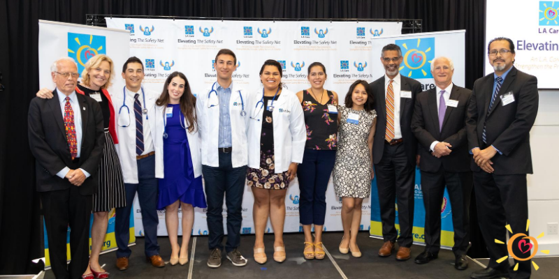 LACareHealth's tweet photo. The L.A. Care #ElevatingTheSafetyNet Scholars were highlighted in this @thelasentinel   article. A great read about some great students! #ElevatingHealthcare https://t.co/UzHem2Dd02 https://t.co/vzIRLKovsX