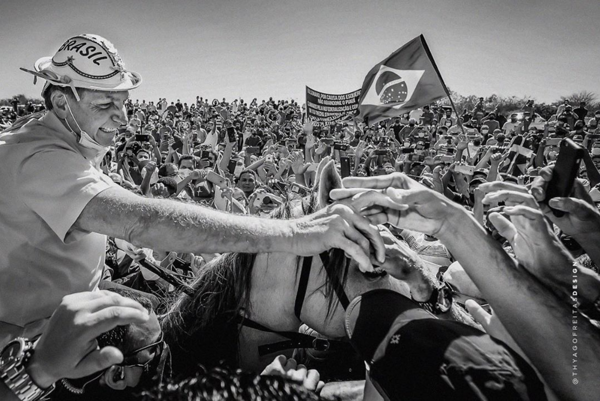renatobarros's tweet photo. Meu Presidente! Pela primeira vez na vida, tenho orgulho de um Presidente do Brasil. E vocês?
Obrigado por tudo @jairbolsonaro ! Obrigado! https://t.co/4vnIPXkDbx