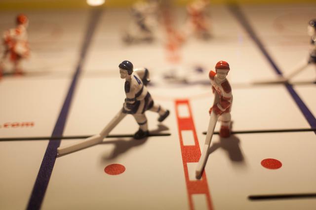 ICEArcadeGames's tweet photo. @TooGooden16 please let's keep this conversation confidential &amp; not tell the players who are inside the bubble. #BubbleHockey https://t.co/Jk21mdgToC