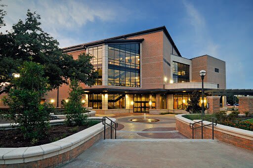 Beyond excited and blessed to announce that I will be continuing my baseball career at the power house program of McLennan Community College!! Thank you to all my coaches who helped teach me everything I know about this great sport and who have supported me through it all. 🔵⚪️🟠