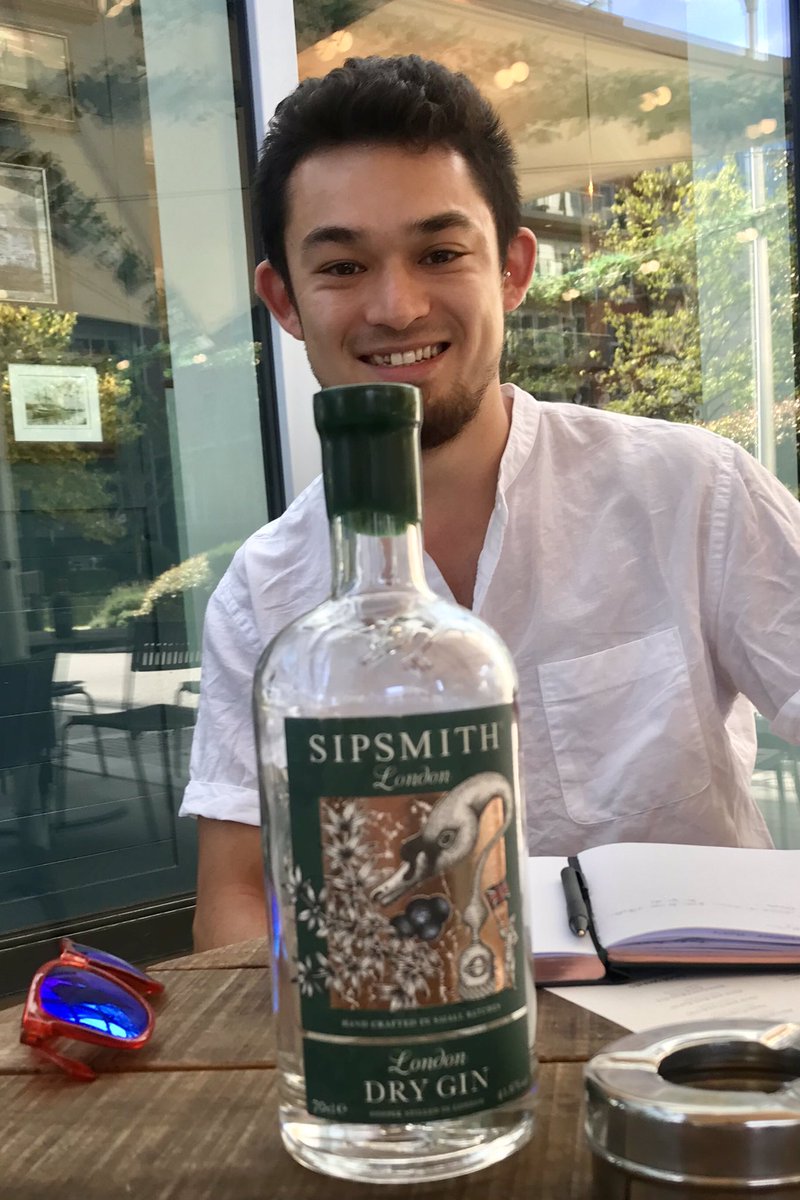 AndreenNick's tweet photo. Sharing a few leads with this guy! Sandford Brown, one of the excellent Account Managers for Sipsmith. @sipsmith @nectarimportsuk https://t.co/bHjwO0sMlA