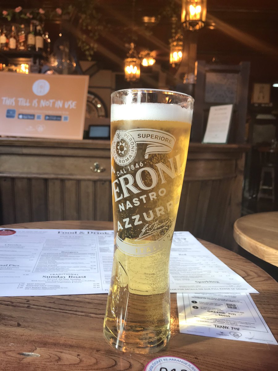 fionaross99's tweet photo. At last - I’m in a #pub @camdenheadangel #cheers https://t.co/MEjYbP6HOG