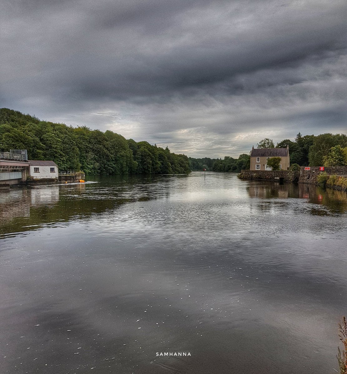 NICelebrant's tweet photo. Evening and dry at last. The #Bann looking upriver from the Cutts #Coleraine @VisitCauseway @ILoveNorthCoast @WeatherCee @barrabest @angie_weather @Crawford_Sim https://t.co/bYZkraopFu
