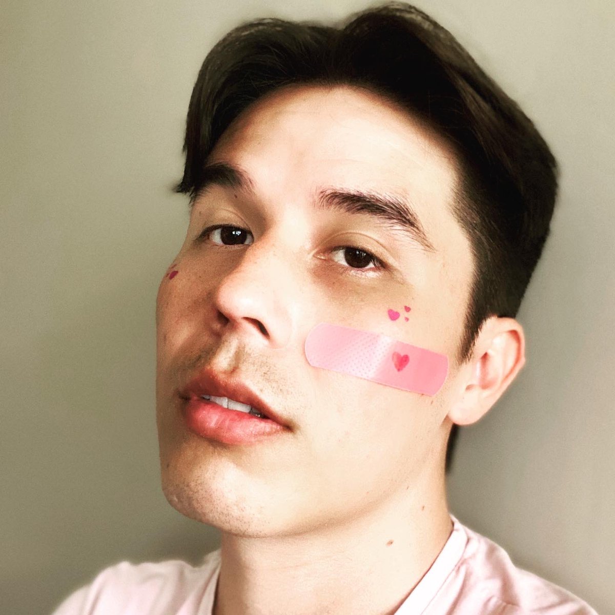 julzcast's tweet photo. o me what fray was here https://t.co/RBUTcwsw5P