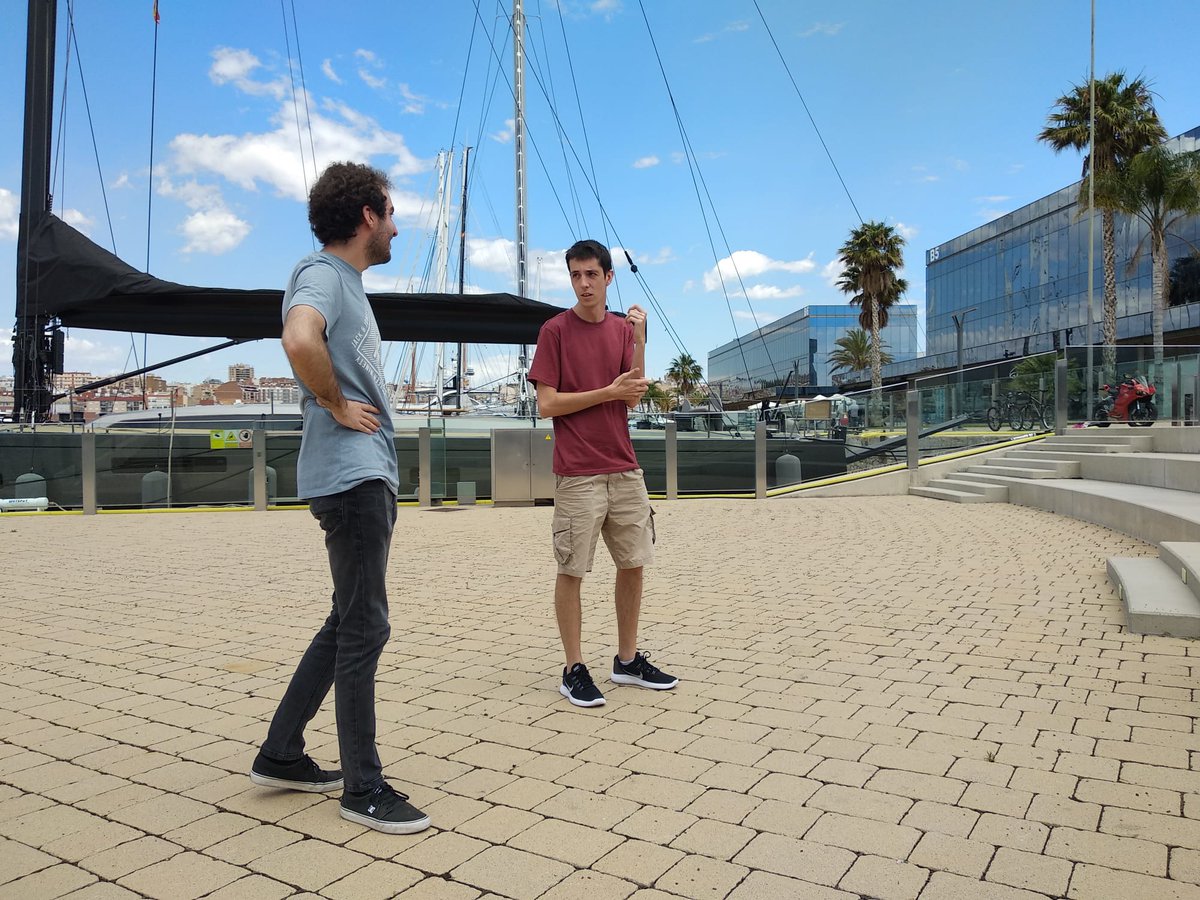 TGNAjuntament's tweet photo. 🎮 Els eSports són les competicions en línia a través d’un videojoc. Marc Peñalver (Tarragona, 1994) ha ideat una xarxa social, @e_sportslink, que posarà en contacte jugadors i empreses professionals d'aquest sector.

👉 En parlem al blog: https://t.co/htB8jRaqDO https://t.co/7GhU07fRck