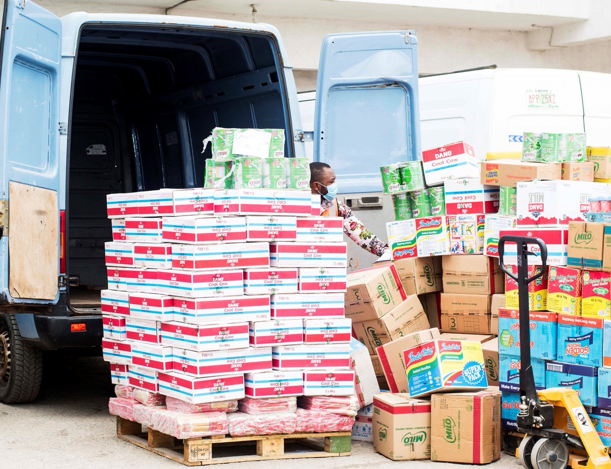 With the #COVID19 lockdown in place, <a href="/tradedepotHQ/">TradeDepot</a>, a rising star in Nigeria’s growing #digitaleconomy, has been bridging the supply-chain gap &amp; supporting women entrepreneurs who run small retail businesses to provide for their families. See how: wrld.bg/Qsri50ALLom 
#WeFi
