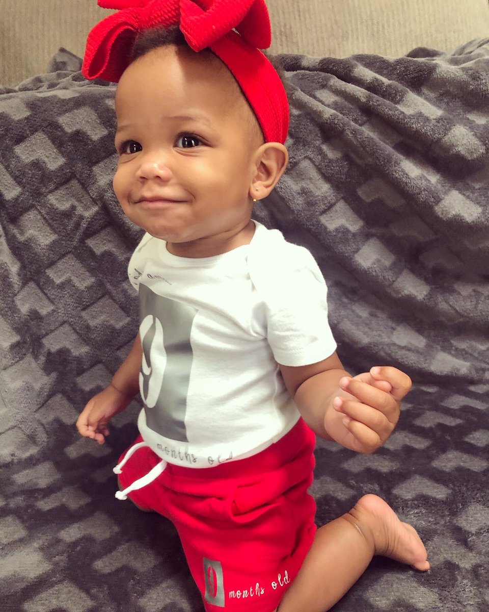 Muvaaa_Tee's tweet photo. 9 months in 🤰🏾..... 9 months out 👶🏽
#9in9out https://t.co/hpwvjkoHuI