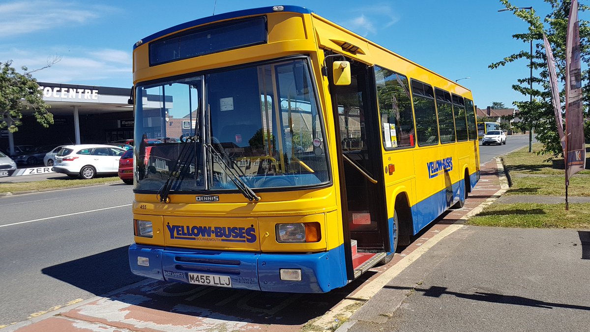 Took 455 out for a spin today, back to her old home at Yeomans Way...

Put a smile on a few faces down there!

<a href="/MarcReddy/">Marc Reddy</a> would you happen to have any diagrams of the Super 17 route branding?