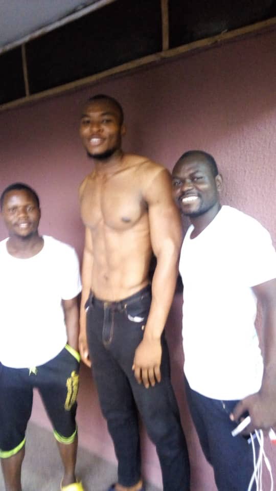 I just pray that Eric make it this week. I hope you voted for my guy.