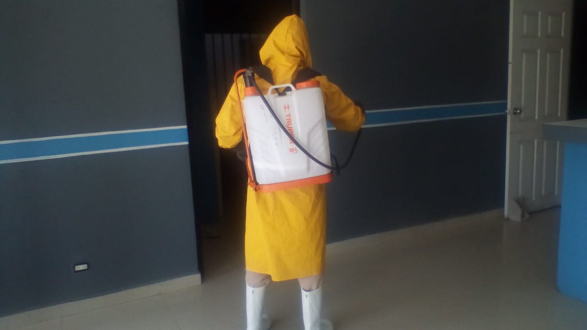 AyuntComondu's tweet photo. #Nota Realizan trabajos de sanitización en oficinas de OOSAPAS San Carlos https://t.co/UACyj4VWpe https://t.co/RLfr2x1zCU