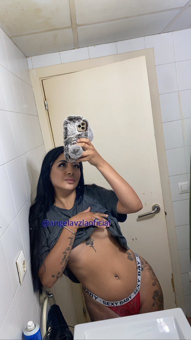 Feliz jueves mis amores, ya pronto viene mi cumpleaños el 12 de agosto🥰😈 https://t.co/qD9gG8UlQz