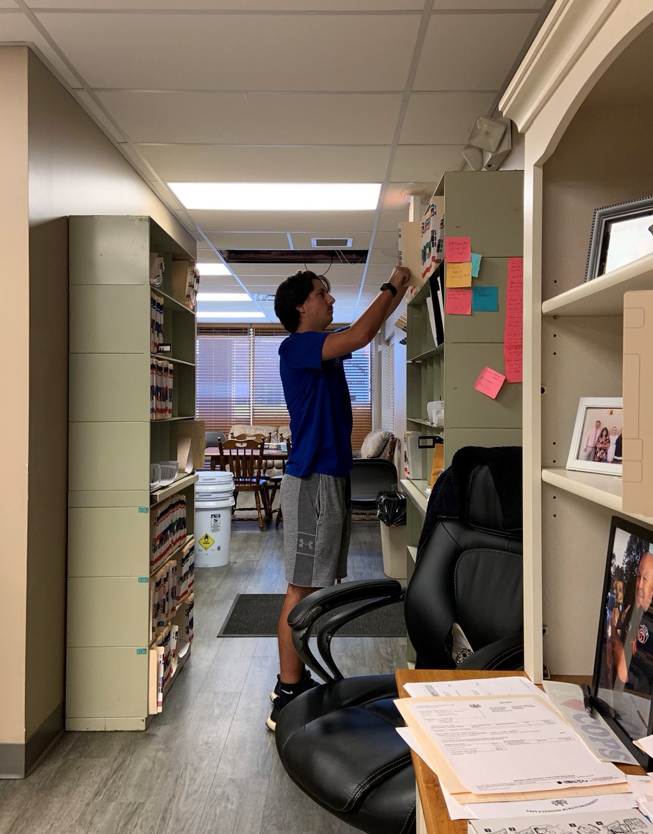 WestFayWIB's tweet image. Exp. Works! PLUS intern, Angelo, is working with Magisterial Dist. Ct.14-3-02 as their Accounting Intern and attends @RMU. Angelo is reviewing bank statements for audits, filing pulled cases, and maintaining social distancing! #NationalInternDay #PASummerInterns #InternsofPA2020