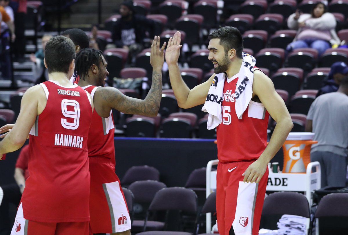 MemphisHustle's tweet photo. find yourself a team like this 🤟

#InternationalFriendshipDay https://t.co/XHOaTTA50i