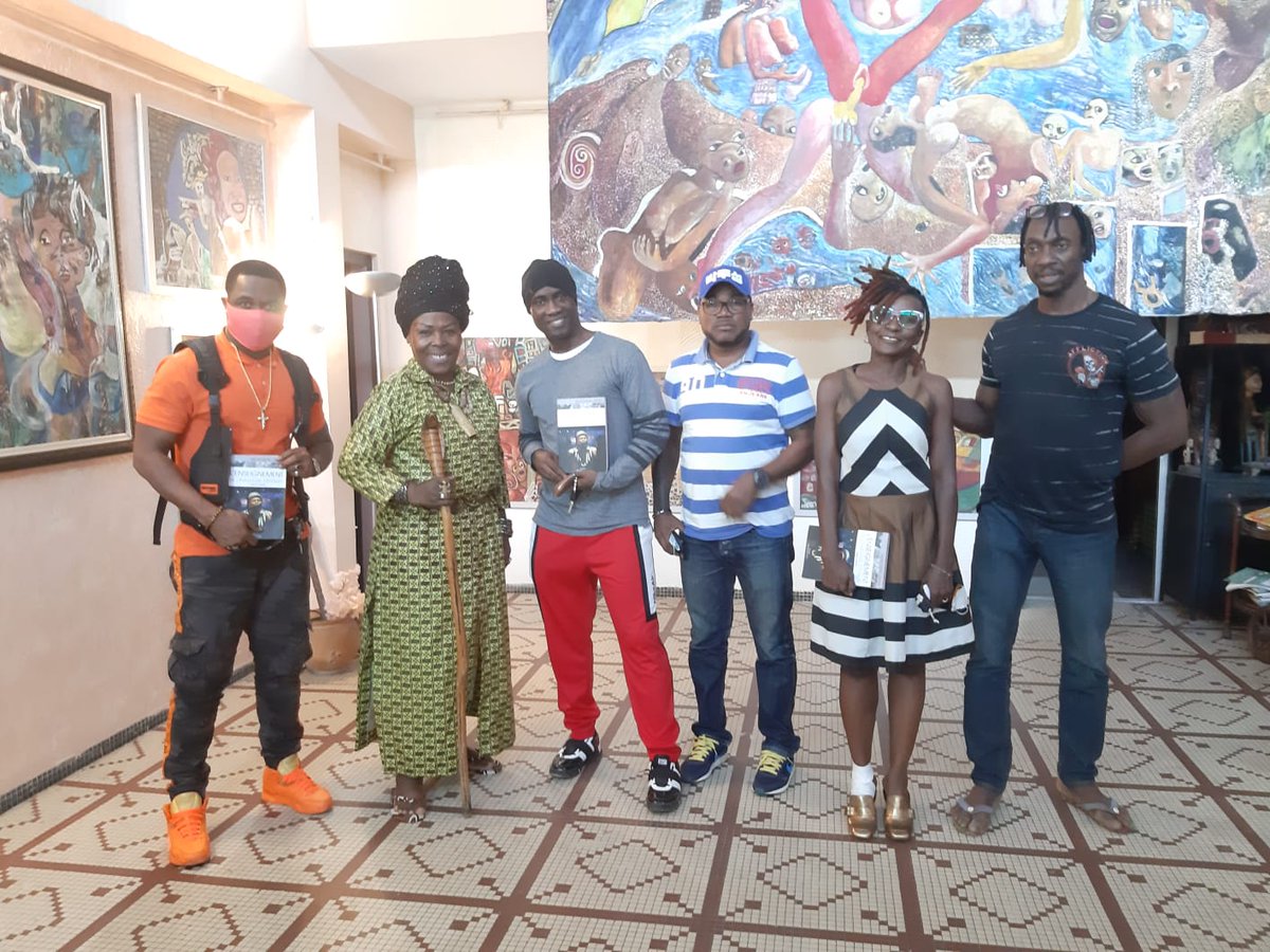 fidciv's tweet photo. 📍 Journée riche en savoir et en sagesse avec  l'ambassadrice culturelle @werewereliking qui adhère totalement et prête à prescrit son savoir et son expérience au service de la Fédération Ivoirienne de danse .

#FID 
#Federation_ivoirienne_de_danse https://t.co/ndASnbvDKU