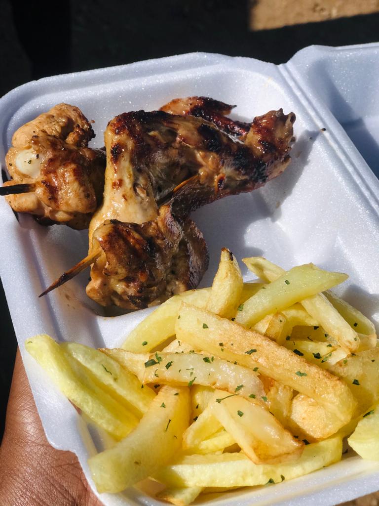 hunnnnaaayy's tweet photo. Hi guys

This will be available Tomorrow 31st July  Friday 

2wings OR 2drumsticks with chips  (fries) N$35.00
0816065745 https://t.co/ikfFUJuguC