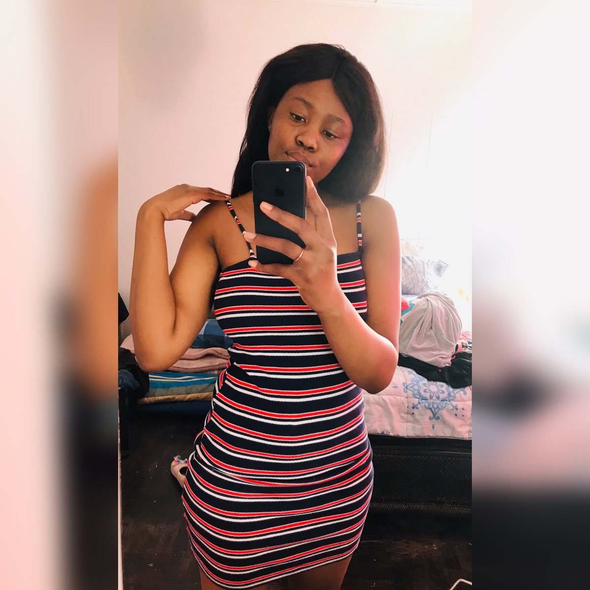 HKgwathisi's tweet photo. @ThendoMutshekwa @___kweenin https://t.co/QzDmT5fG1h