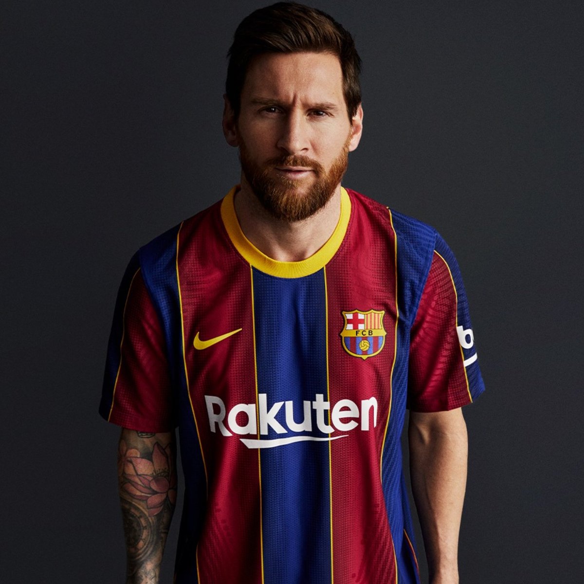 vintagefutbol__'s tweet photo. 🔃 para #Messi 🇦🇷 
❤️ para #Cristiano 🇵🇹 https://t.co/kBcwwoZyT4