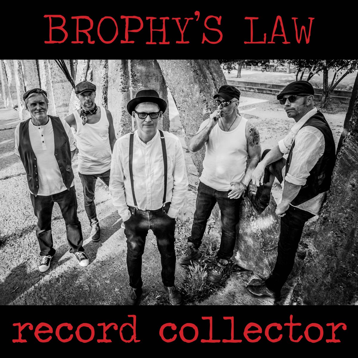 #Recordstoreday <a href="/RSDUK/">Record Store Day UK</a> <a href="/RecCollMag/">Record Collector Mag</a> The Record Collector single out 11/09 - It's a Record Shop Banger !