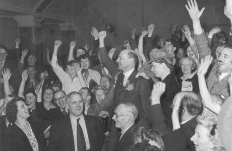 macmaster_d's tweet image. I’m happy to pay my taxes so that I can live in a civilised country. 

A free country.

A country where people feel safe. 

A haven from the madness and cruelty in the world.

The country my grandparents fought for.

Not a country for fascists.