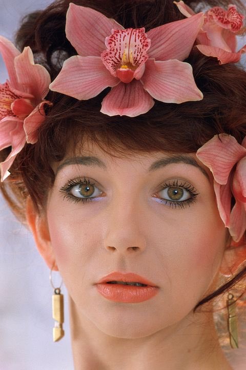 Happy birthday Kate Bush ilu so so so much 