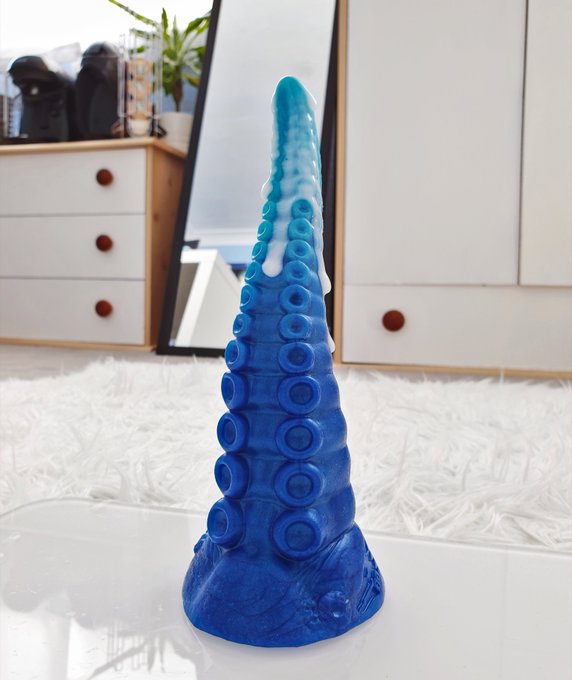 Watch Fawny's leaked NSFW photo on TwXstars