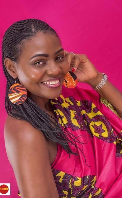 Après avoir exercé comme hôtesse pendant 12 ans,  @BodiongYolande s’est reconvertie avec brio dans la production audiovisuelle. En août 2019, elle a annoncé le lancement de sa chaîne Sun TV ; une chaîne dédiée au divertissement et diffusée sur internet 24h/24.