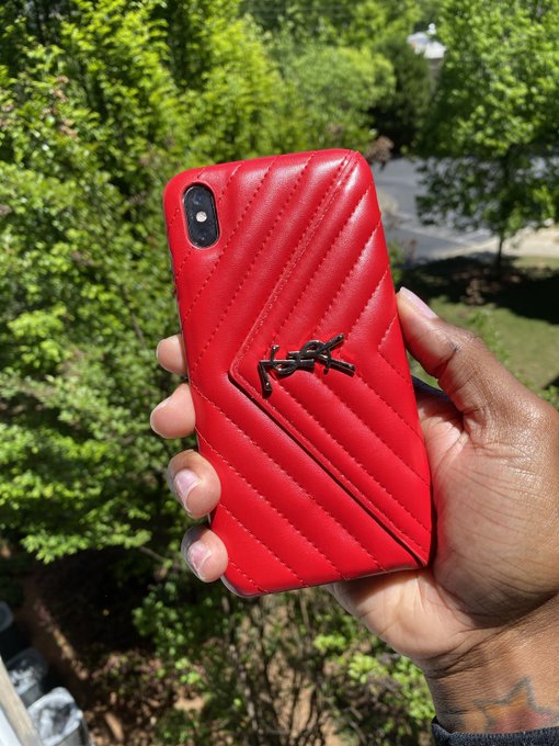 Gotta support black business 😻😻 can&rsquo;t wait for cases to get here get @ my friend https://t.co/bFuizl<a href="/tag/ceopommer"class="tags"><span>#ceopommer</span></a>