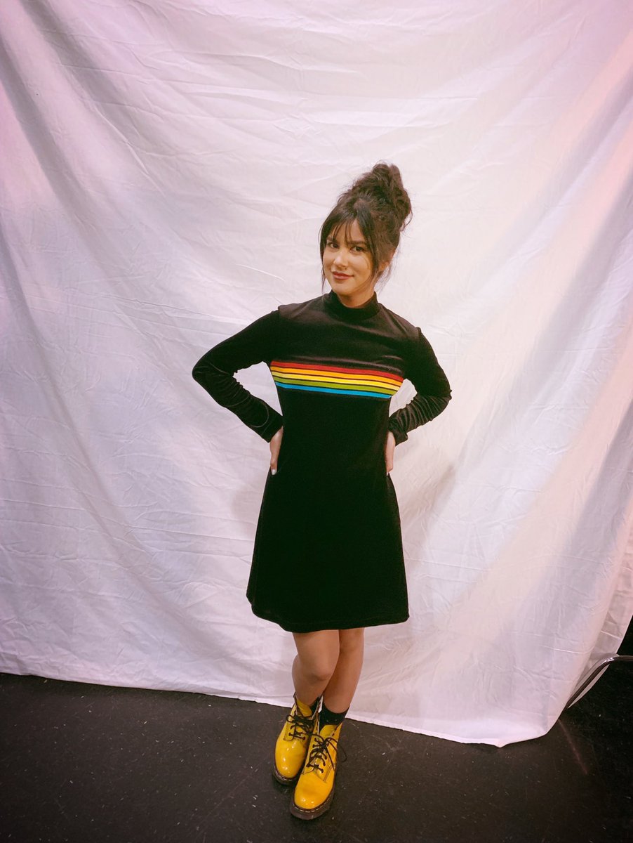 artofsonia's tweet image. Here’s a BTS if the outfit from “Heart Station” taken last year during filming! Releases in 4 DAYS! Much thanks to:
.
Outfit: @crykitsplayhouse 
Hair: @mal.fa.bon 
Makeup: @cyoungmakeup 
Director: @codyleboeuf8 
Assistant: @alexis.havana