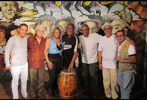 salsacaracas's tweet photo. #TBT #encuentrosalsero @Pumatimba #federicobetancourt #yelitzarodriguez #eltourdelasalsa @__NatyMartinez @Cimarroneando @navarro_cheo17 @troconiselias #salsacaracas https://t.co/38pdQXxxWY