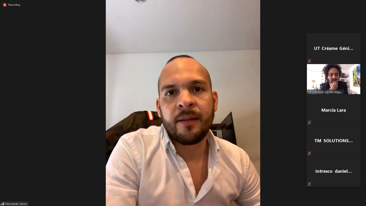 infocreame's tweet photo. #KickOffAPPSCO| @alejandrogcano, gerente de la UT @infocreame y @genielatam, conversa con Hernando Varón, de @PeikyColombia, integrante del Team StartUp de
@AppsCo, sobre su experiencia de emprender en el sector digital y anima a los ganadores a no desfallecer en ningún momento. https://t.co/DJ7jjQerJF