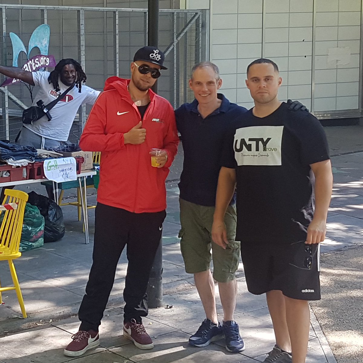 mindsunitedfc's tweet photo. Minds United F.C &amp; Unity Grove CIC connected again today @BayTwenty and we saw the amazing work they are doing in the community for vulnerable adults.
Many thanks to all the friendly staff that work hard to provide this vital service,we need more people like you in the world🌍🔌 https://t.co/IDITCxWzXL