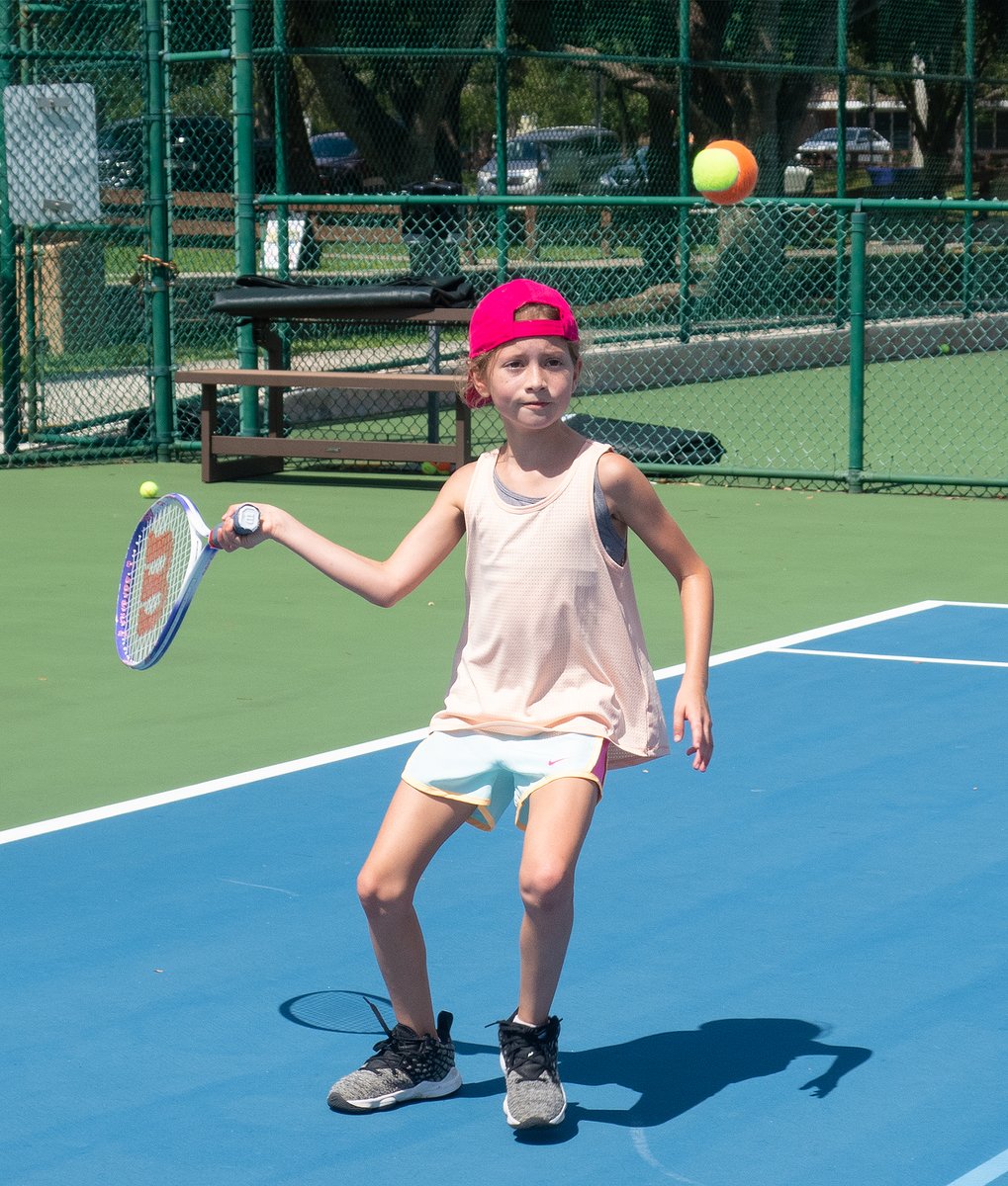 TruthNTennis's tweet photo. Double trouble!!!  We have twins in our camp that know their game.  @USTAFlorida  @usta   @laurabowen77  #tennis #tennisflorida  #summertenniscamp2020 https://t.co/CIrLXveUlx