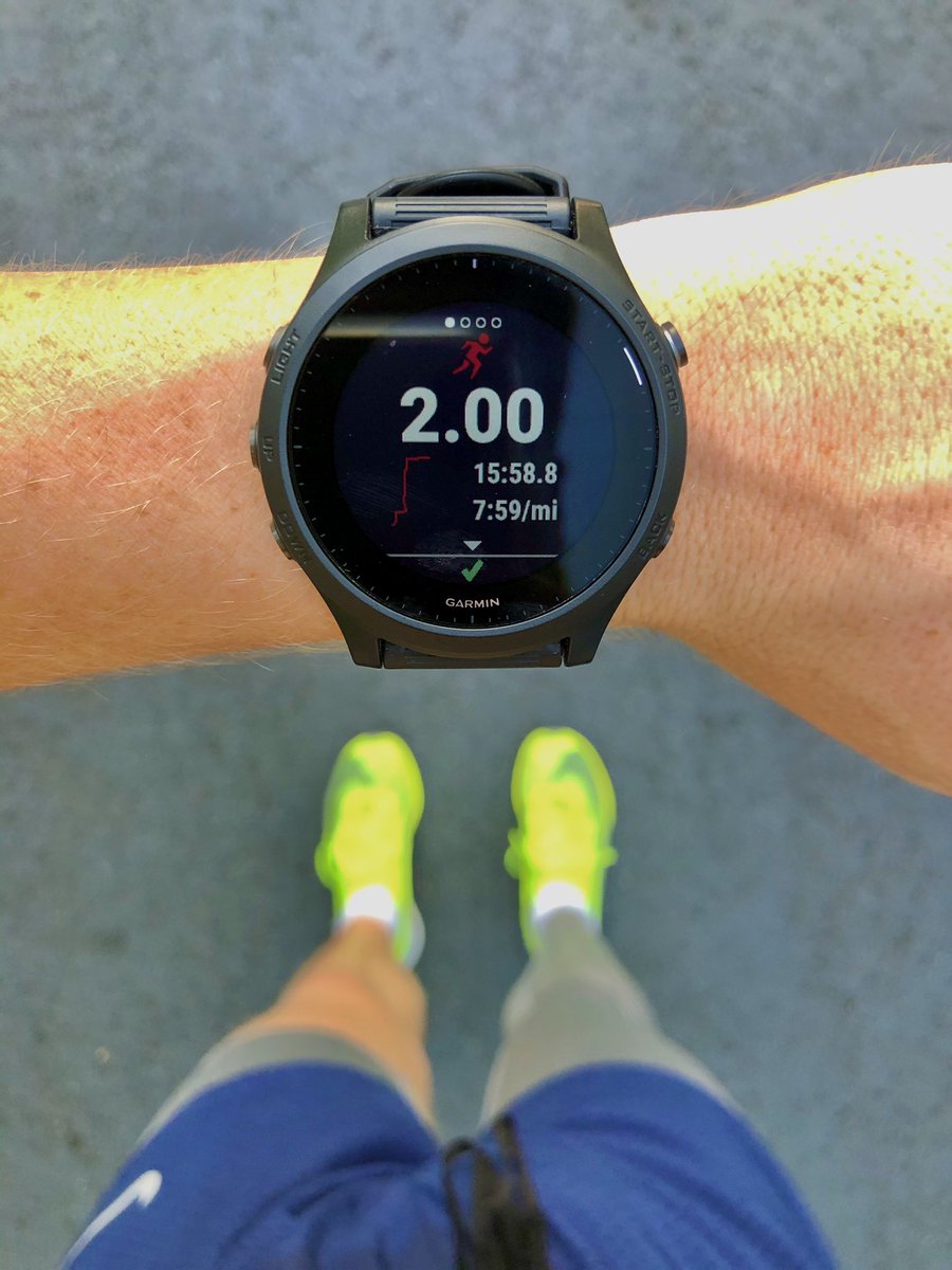 UncleFraz's tweet image. that right calf is like one of @webofootball1 pieces of brisket: tender . 🥩 

Song of the Day:
In My Trap (feat. @philthyrichFOD &amp;amp; @1JohnnyCinco) - @1vldeck 

🏃‍♂️ | #MissionTWO ➕➕